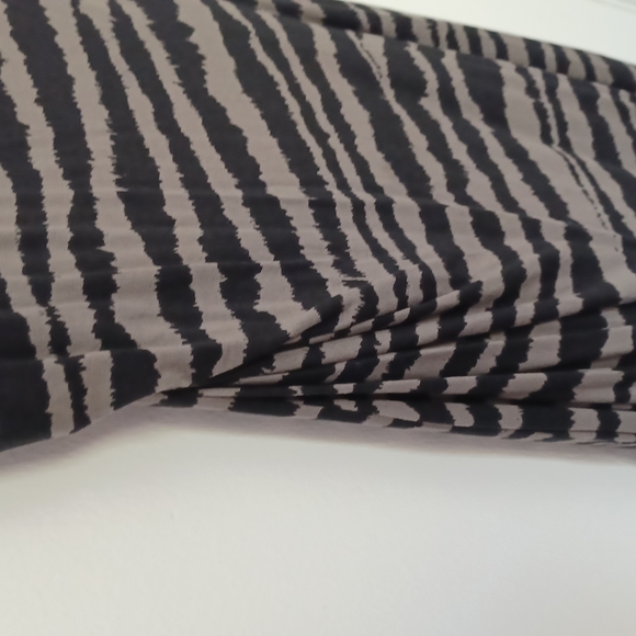 Dress, Ann Taylor - Picture 3 of 5